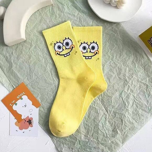 SpongeBob SquarePants Crew Socks Unisex One Size Yellow Cotton Pull On - Picture 1 of 3